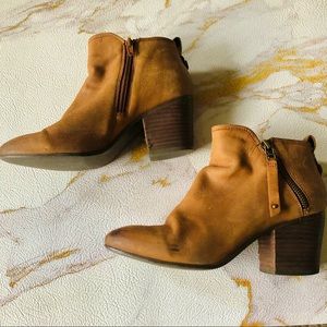Steve Madden Tan Ankle Boots with Heels